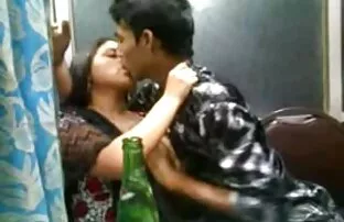 XXX Będziesz zadowolony z masażu. darmowe porno w jakości hd ludzie widzieli kaczkę.