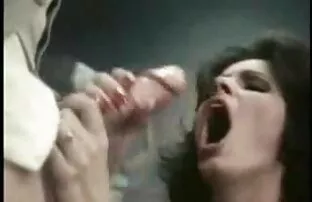 XXX Dwie dziewczyny mężczyzna seks erotyczne filmy hd balkon