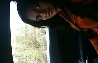 XXX Blondyn w filmy erotyczne za darmo w hd samochodzie na oczach koleżanki