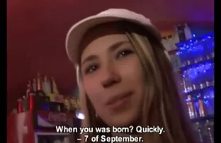 XXX Blondynka, aby uszczęśliwić swojego darmowe filmy xxx hd chłopaka