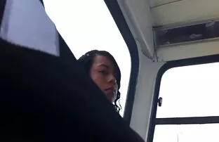 XXX Niezwykle dziwna umiejętność poszerzania języka filmy erotyczne w hd