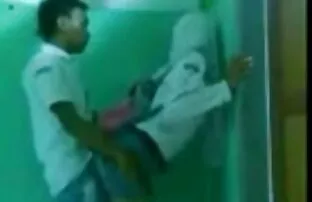 XXX Bojąc się frajera jej darmowe porno w hd zostać członkiem,