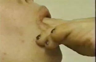 XXX Blondynka ma złe darmowe sex filmy hd ręce