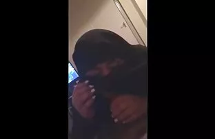 XXX W hotelu mężczyzna zrobił dziewczynę w rosyjskich sex darmowy hd ubraniach