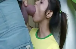 XXX Rosyjska sex darmowe filmy hd dziewczyna na oczach swojego przyjaciela